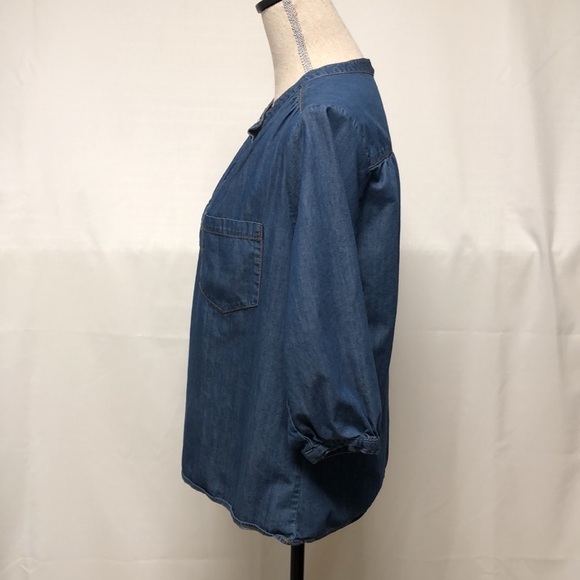 -> Pleione Denim Blouse - Picture 4 of 8